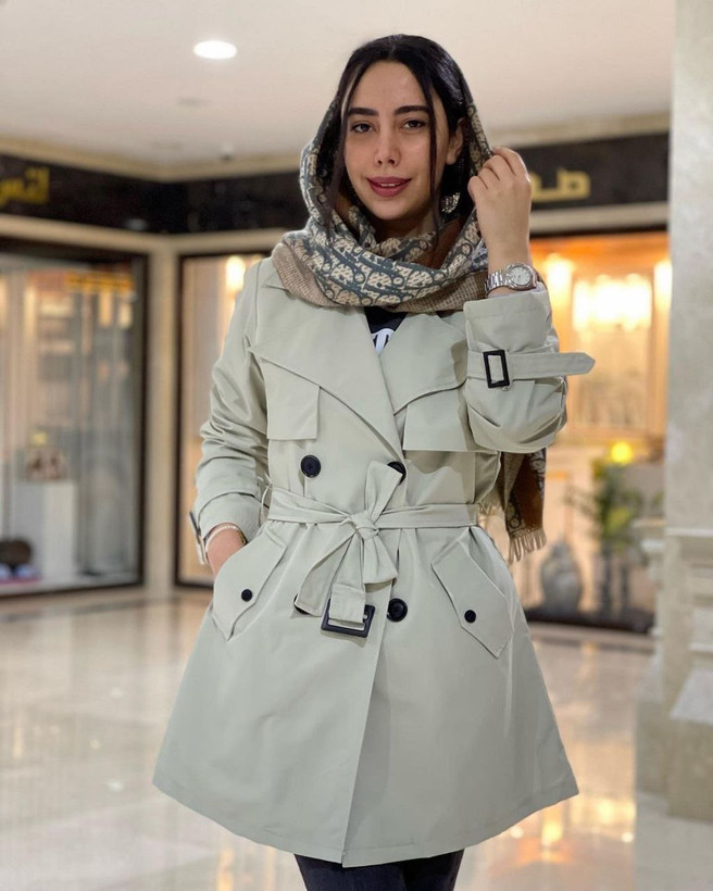 ترنجکت یا کت بارونی زنانه ژیله دار و آستردار ضدآب