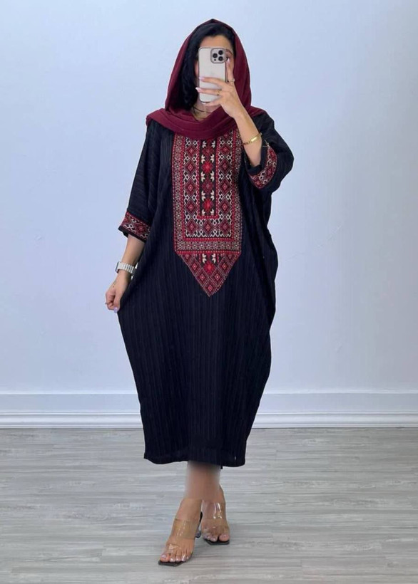کفتان روی سینه کتیبه سنتی