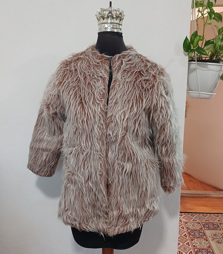 کت زنانه خز آستردار با دو جیب کاربردی