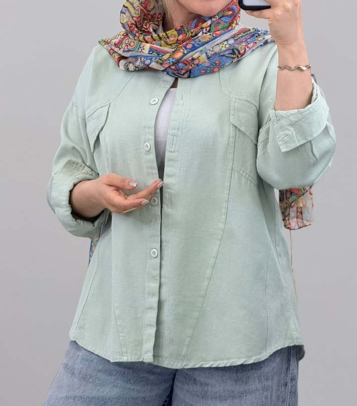 شومیز زنانه کتان یقه مردانه جلودگمه پشت گلدوزی دارای دو جیب کاربردی