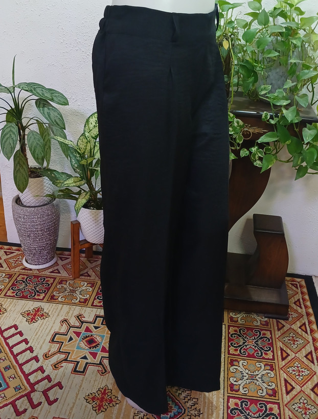 شلوار زنانه جیب دار پشت کش پارچه ای نرم و لطیف