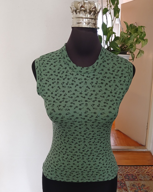 تاپ زنانه حلقه ای یقه گرد کبریتی طرحدار باکشسانی