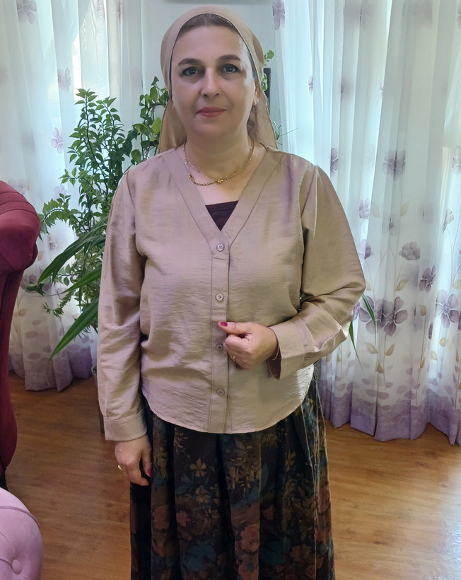 شومیززنانه یقه هفت جلودگمه آستین و سرشانه پیله دار
