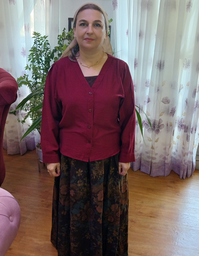 شومیززنانه یقه هفت جلودگمه آستین و سرشانه پیله دار