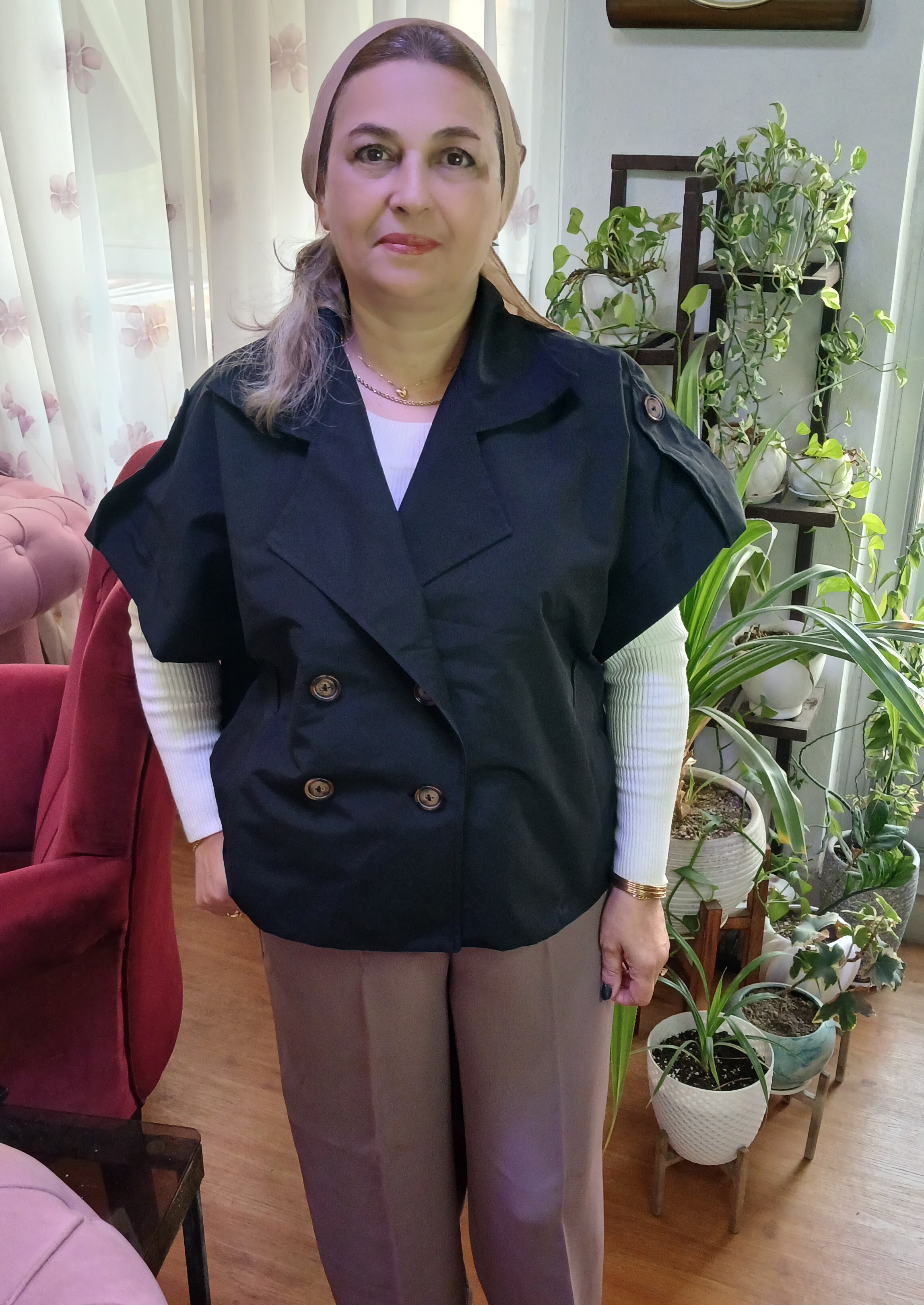 وست بارونی زنانه آستردارجلودگمه آستین پاگون دار